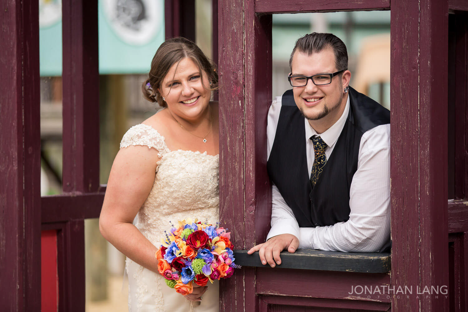 Matt_and_Ali_JonathanLangPhotography_17_33_30_0T2A2368